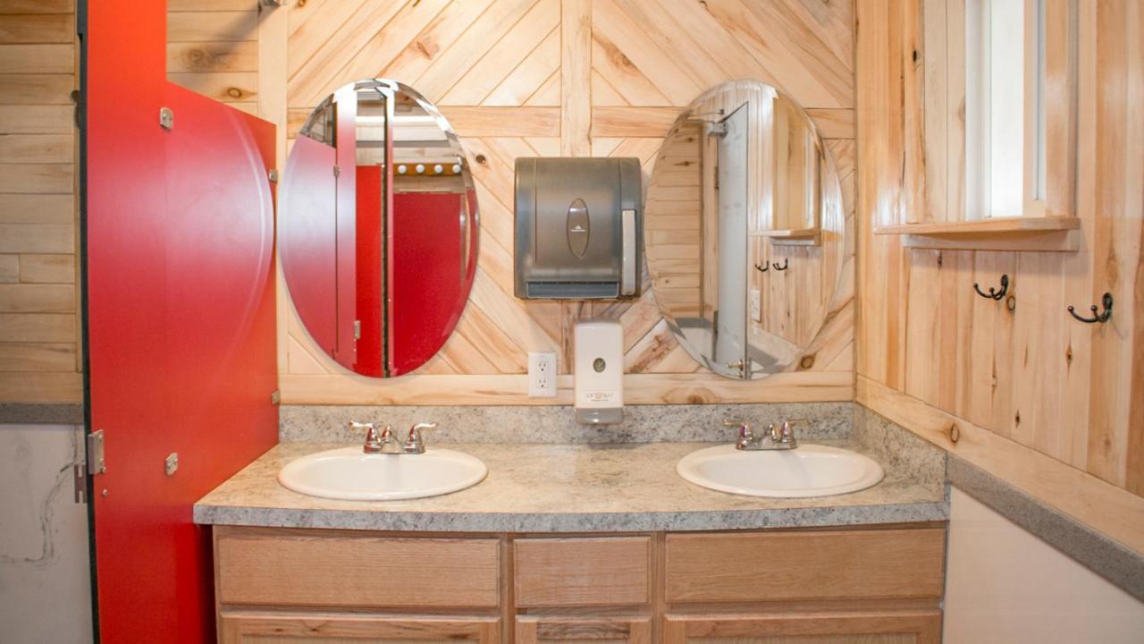 فندق موآبفي  Ok Rv Park Glamping Tipi Ok55 المظهر الخارجي الصورة